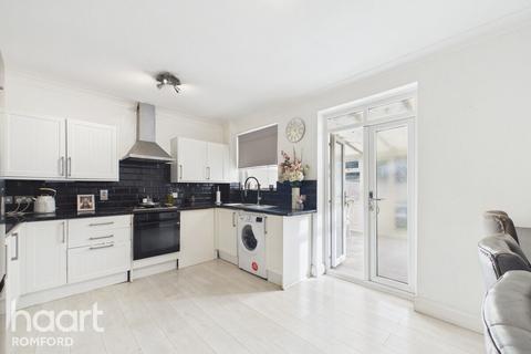 undefined, Cross Road, Romford, RM7 8AU