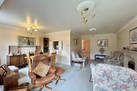 2 bedroom detached bungalow for sale, Welbeck Close, Halesowen