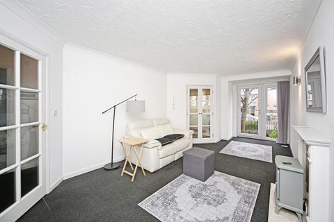 1 bedroom retirement property for sale, Swan Court, Stratford-Upon-Avon
