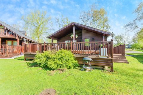 2 bedroom lodge for sale, Sleaford Road, Tattershall, Lincoln