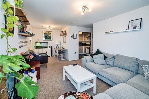 2 bedroom apartment for sale, Quercetum Close, Aylesbury