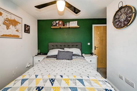 2 bedroom apartment for sale, Quercetum Close, Aylesbury