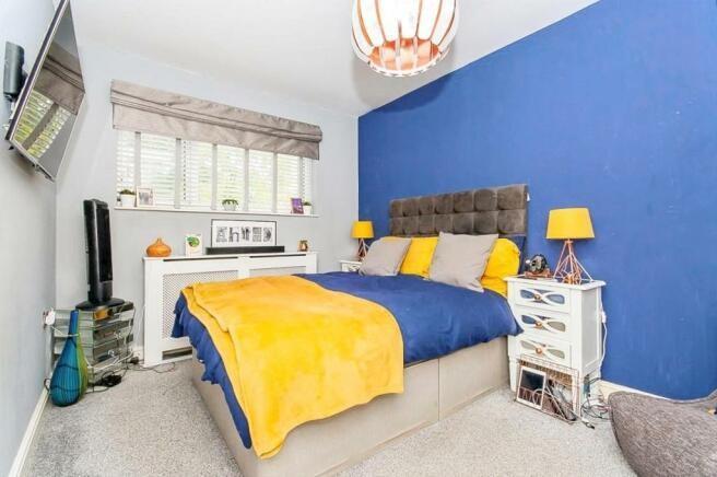 Bedroom 1.jpg