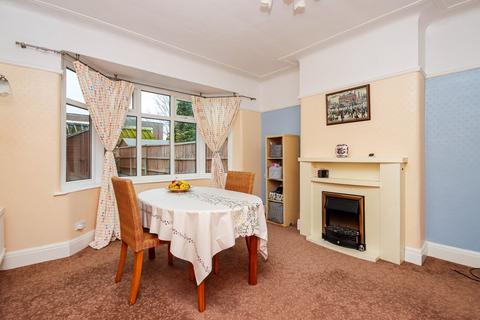 3 bedroom semi-detached house to rent, Ashfield Road, Urmston, Manchester, M41