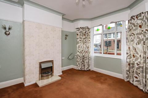 3 bedroom semi-detached house to rent, Ashfield Road, Urmston, Manchester, M41