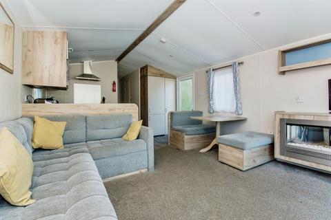 2 bedroom lodge for sale, Sleaford Road, Tattershall, Lincoln