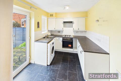 3 bedroom terraced house to rent, Penn Road, Bletchley, MK2