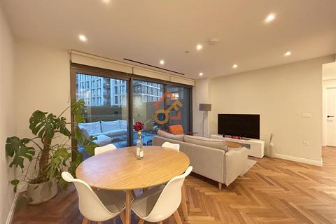 2 bedroom flat for sale, Hampton House, 2 Michael Road, London SW6