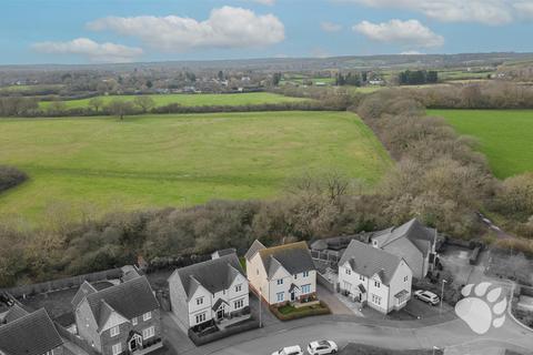4 bedroom detached house for sale, Oak Crescent, Wickford SS11