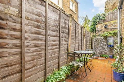 2 bedroom house for sale, Brand Street, London SE10
