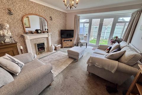 2 bedroom detached bungalow for sale, Blaby, Leicester LE8