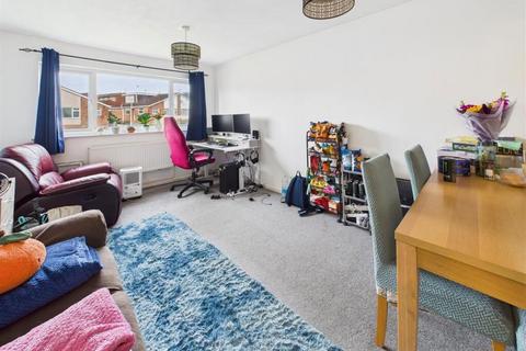 undefined, Cornwallis Road, Rugby, Warwickshire, CV22 7HN