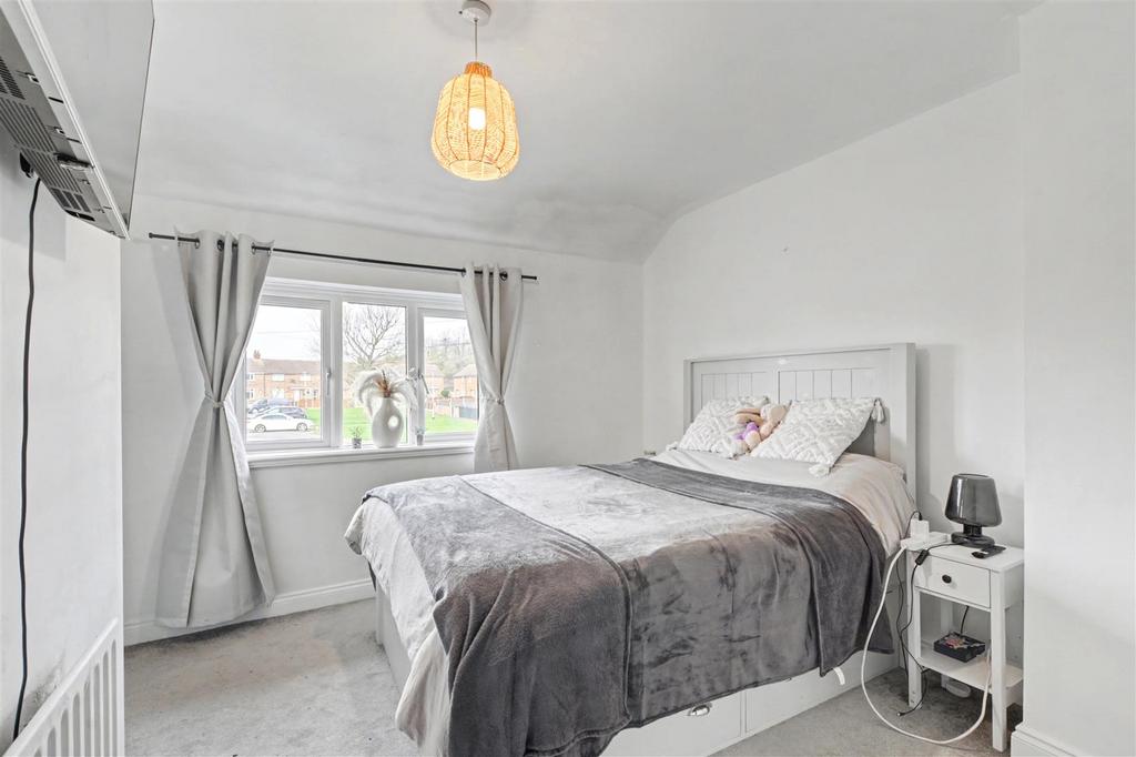 Bedroom One.jpg