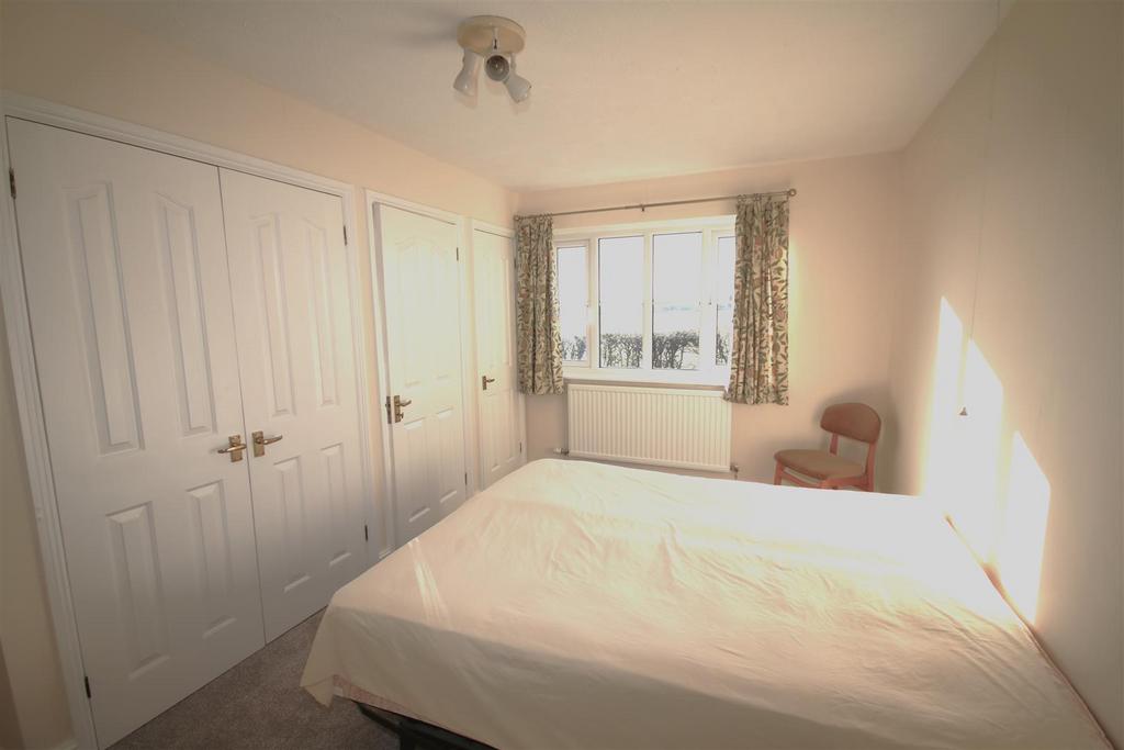 Bedroom 1a.JPG