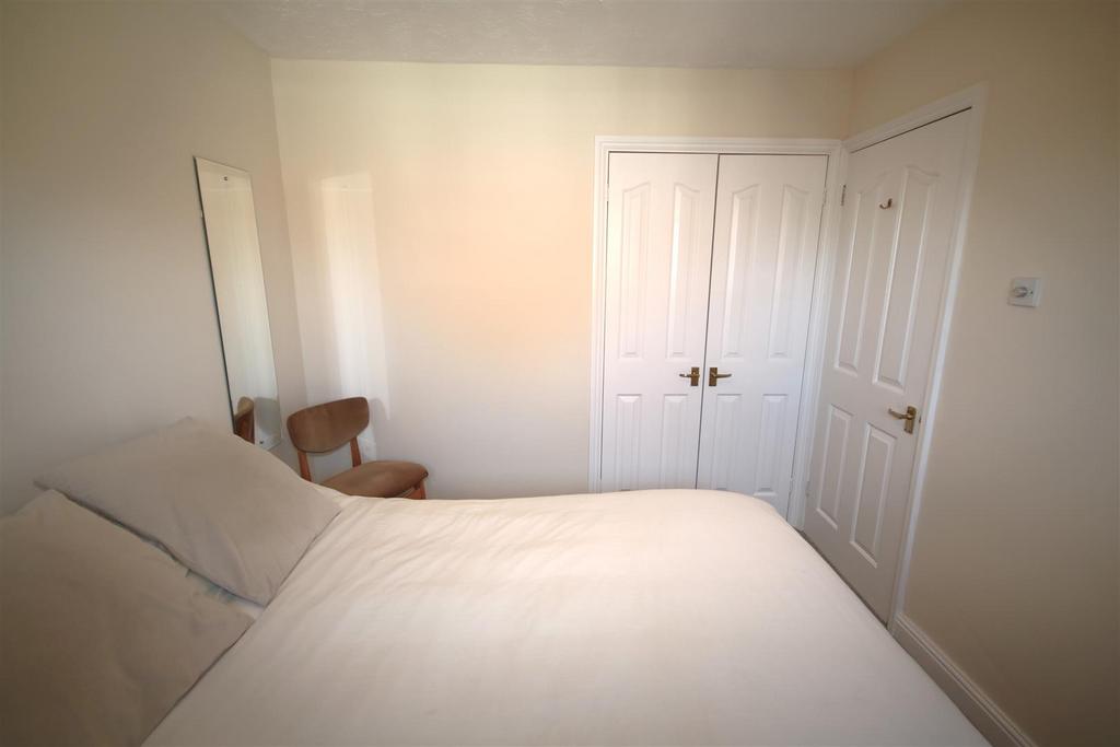Bedroom 2a.JPG