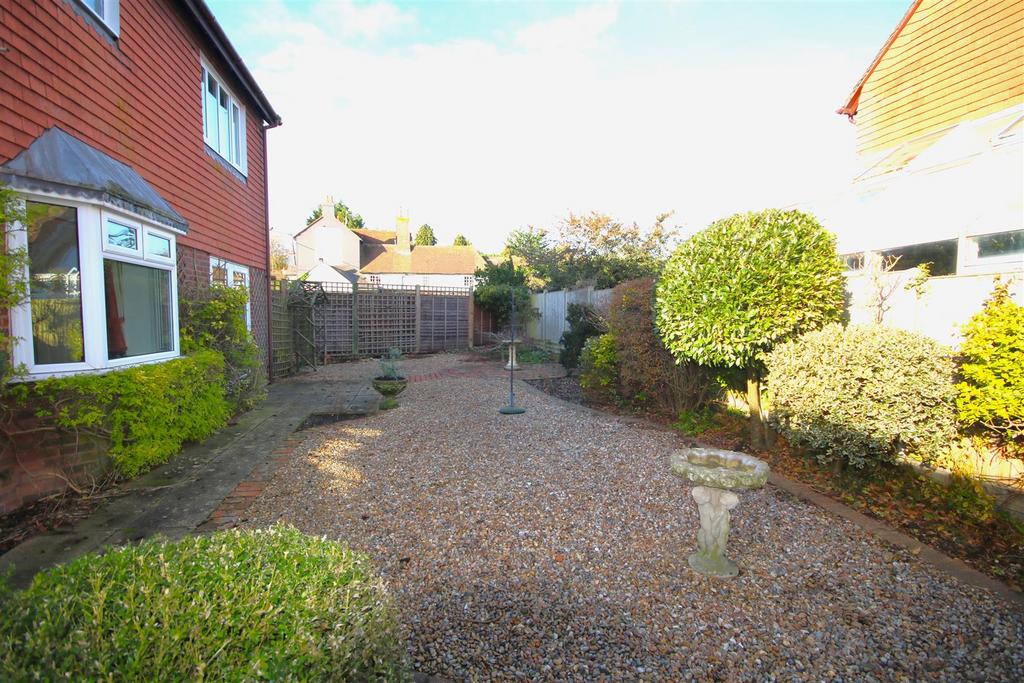 Rear Garden a.JPG