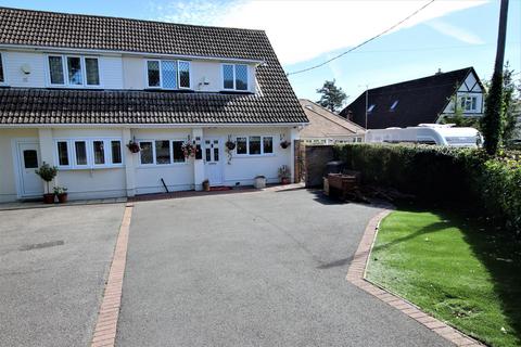 3 bedroom semi-detached bungalow for sale, Doddinghurst Road, Doddinghurst, CM15