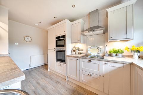 3 bedroom maisonette for sale, Trafalgar Court, Farnham, GU9