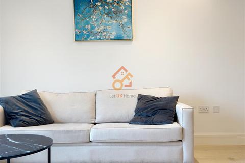 1 bedroom flat for sale, Lighterman Towers, 1 Harbour Avenue, London SW10