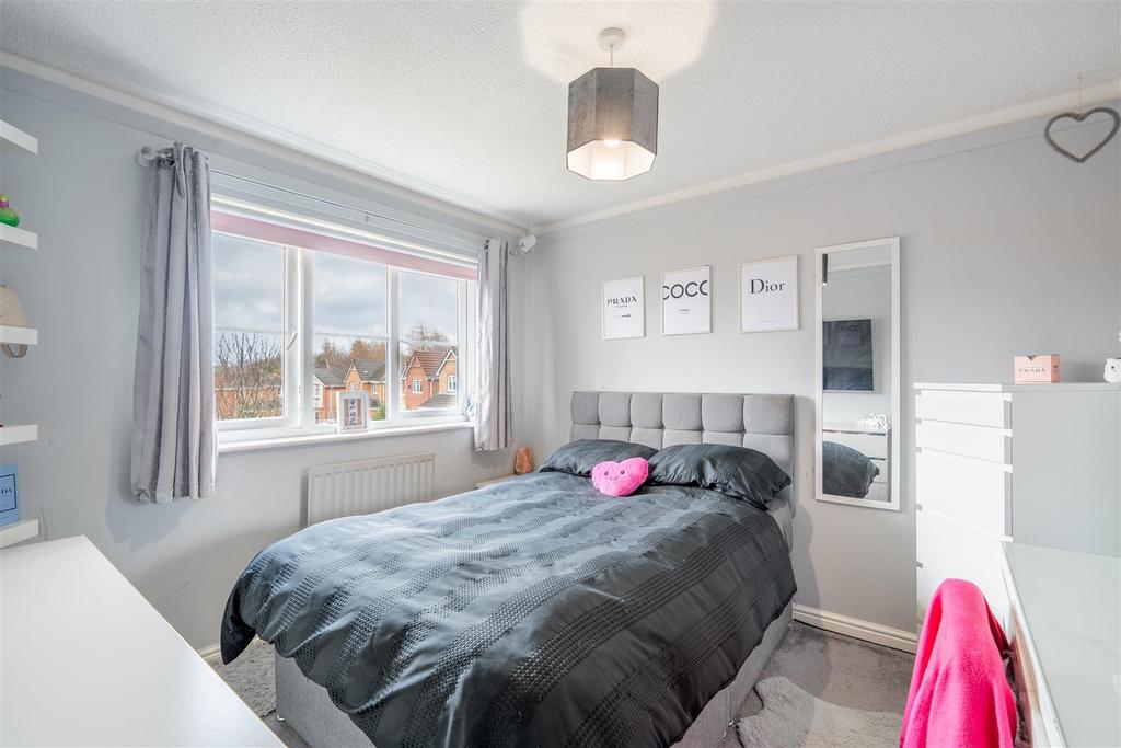 Bedroom.two.jpg