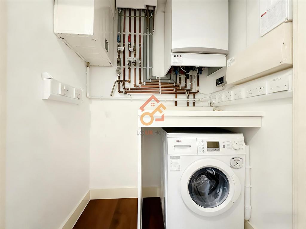 ???? 2025-11-26 175155 647.png