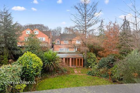 undefined, The Ridings, London