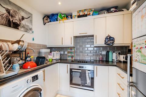 1 bedroom flat for sale, Wooldridge Close,  Feltham,  TW14
