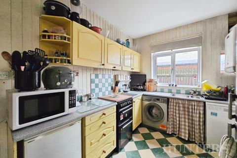 3 bedroom semi-detached house for sale, York Street, Hackbridge