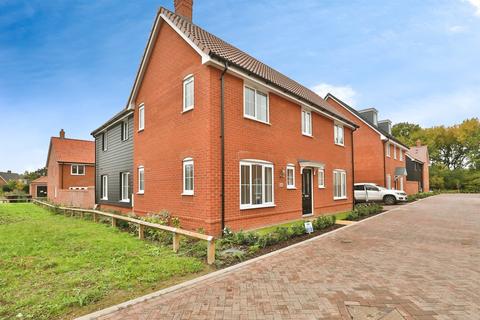 4 bedroom detached house for sale, Spruce Way, Dereham