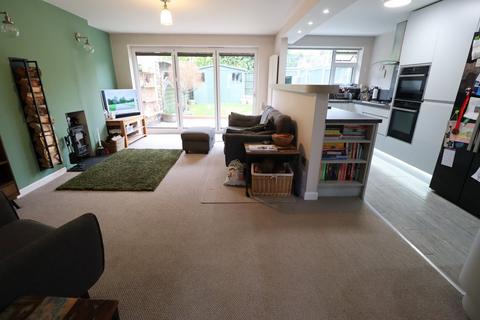 3 bedroom semi-detached house for sale, Nelson Gardens, Rayleigh, SS6
