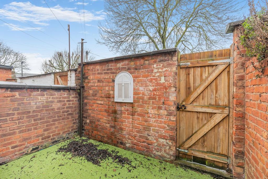 Rear courtyard