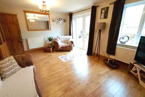 undefined, Llwyn Cyfarthwch, Carmarthenshire SA15