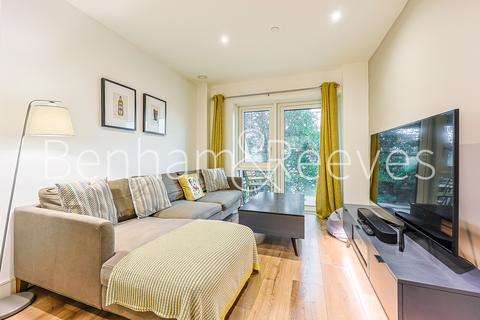undefined, Longfield Avenue, Ealing W5