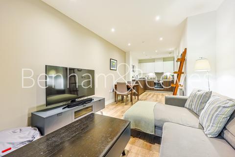 undefined, Longfield Avenue, Ealing W5