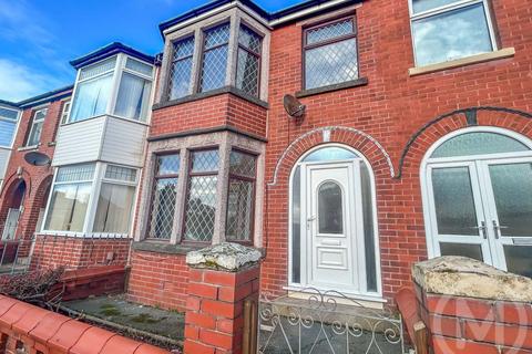 Dinckley Grove, Blackpool, FY1 5NL