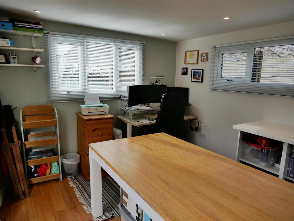 Garden Office