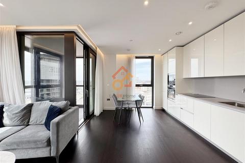 2 bedroom flat for sale, Madeira Tower, 30 Ponton Road, London SW11