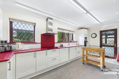 4 bedroom detached house for sale, Dartmouth Road, Paignton