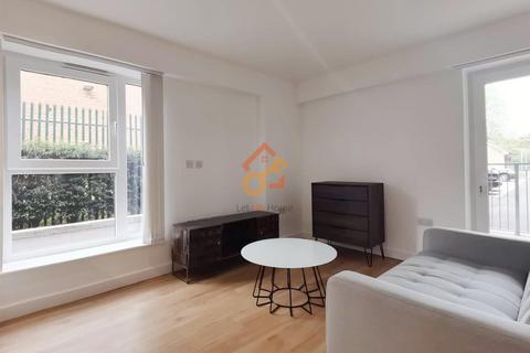 Studio for sale, Fairbank House, 13 Beaufort Square, London NW9