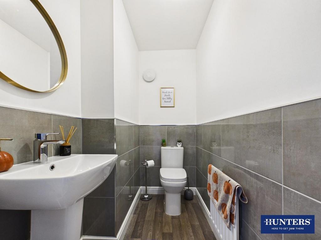 Cloakroom WC