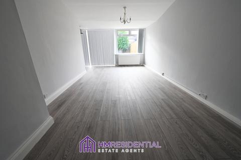 3 bedroom terraced house to rent, Newcastle upon Tyne NE4