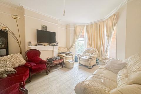 undefined, Gainsborough Road, Liverpool, L15