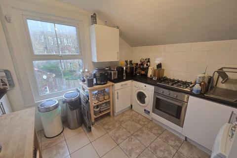 1 bedroom apartment to rent, Milkwood Road, Herne Hill, London, SE24