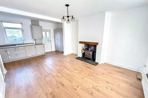 3 bedroom terraced house to rent – pohled 2