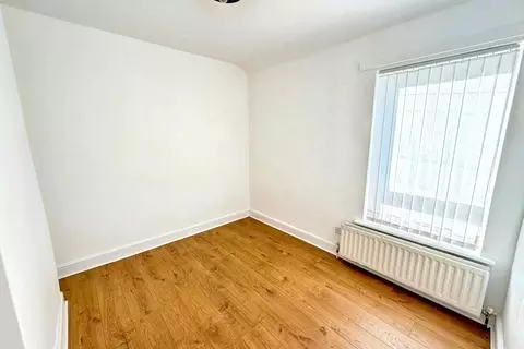 3 bedroom terraced house to rent – pohled 5