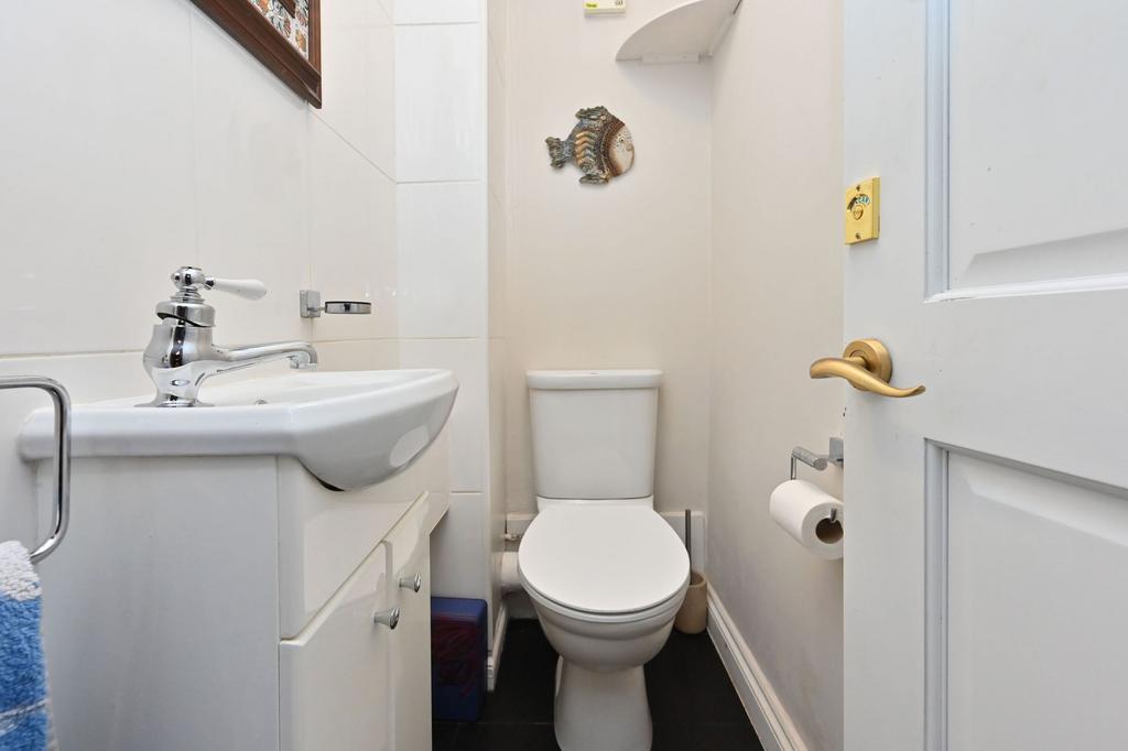 Cloak room