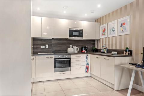 2 bedroom apartment for sale, Apartment 20, St. Peter's Court, 2 S. Peter's Street, Worcester.  WR1 2PJ