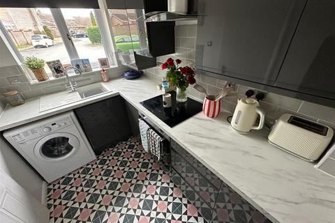 2 bedroom terraced house for sale, Thomas Mead, Pewsham, Chippenham