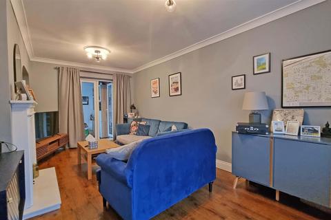 3 bedroom terraced house for sale, Park Croft, Hollywood