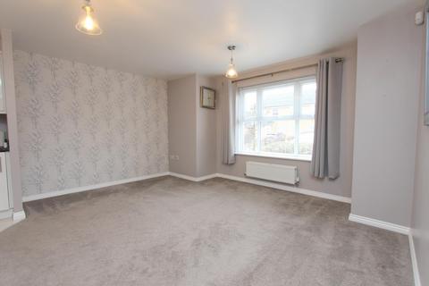 2 bedroom flat to rent, Eagle Close, Leighton Buzzard